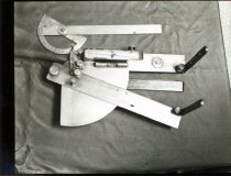 Surveying instrument